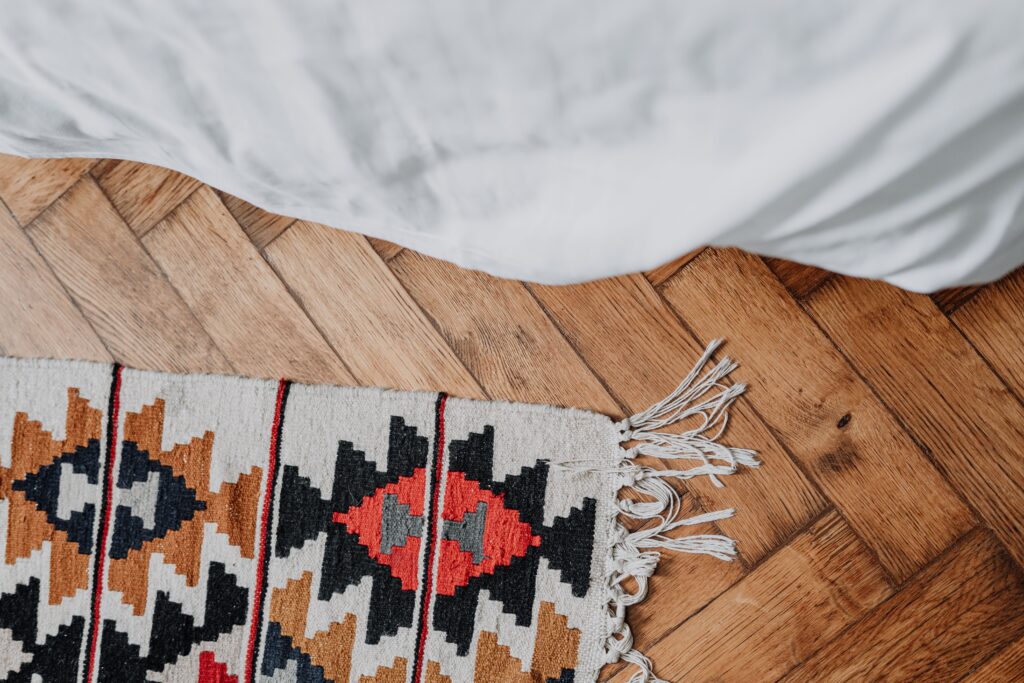 vloerkleed houten vloer — Vloerkleed kiezen bij een houten vloer