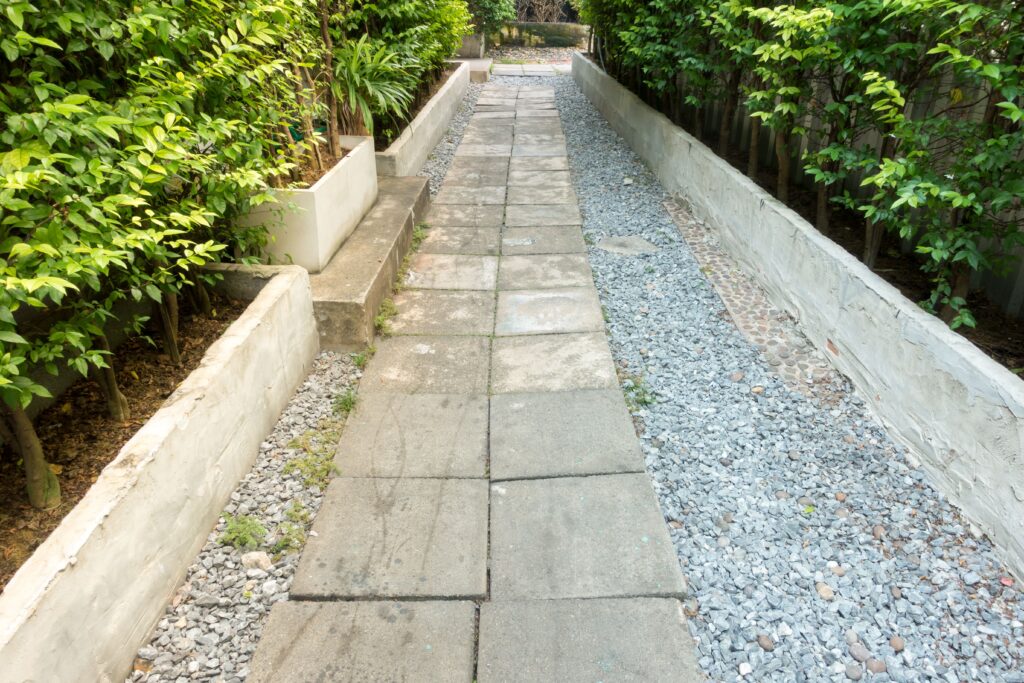 tuinpad aanleggen — Tuinpad aanleggen: materialen en stappenplan